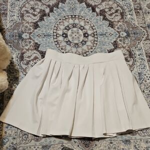 Chic White Women's Skater Skirt